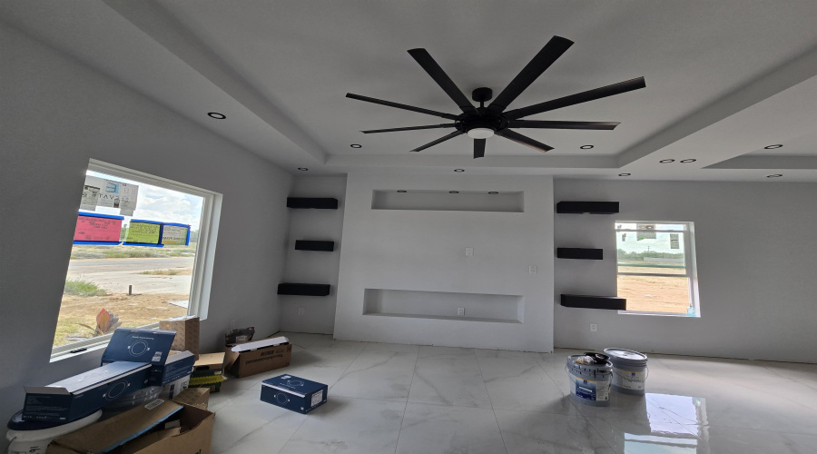 5062 Luna Grande Lp., Laredo, Texas 78046, 3 Bedrooms Bedrooms, 5 Rooms Rooms,2 BathroomsBathrooms,Residential,For Sale,5062 Luna Grande Lp.,20252717