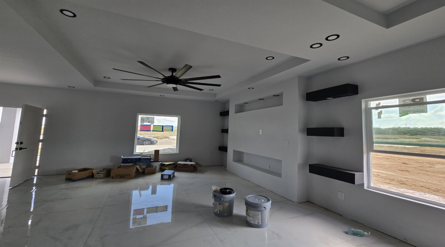 5062 Luna Grande Lp., Laredo, Texas 78046, 3 Bedrooms Bedrooms, 5 Rooms Rooms,2 BathroomsBathrooms,Residential,For Sale,5062 Luna Grande Lp.,20252717