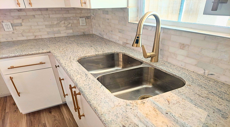 5408 Galicia Lane, Laredo, Texas 78046, 3 Bedrooms Bedrooms, 5 Rooms Rooms,3 BathroomsBathrooms,Residential,For Sale,5408 Galicia Lane,20253130