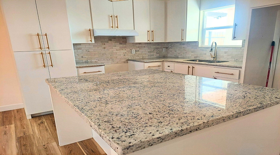 5408 Galicia Lane, Laredo, Texas 78046, 3 Bedrooms Bedrooms, 5 Rooms Rooms,3 BathroomsBathrooms,Residential,For Sale,5408 Galicia Lane,20253130