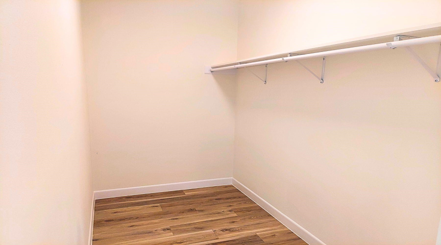 5408 Galicia Lane, Laredo, Texas 78046, 3 Bedrooms Bedrooms, 5 Rooms Rooms,3 BathroomsBathrooms,Residential,For Sale,5408 Galicia Lane,20253130