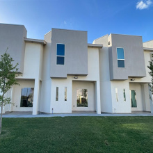 504 Gale Ct, Laredo, Texas 78041, 3 Bedrooms Bedrooms, 5 Rooms Rooms,2 BathroomsBathrooms,Residential,For Sale,504 Gale Ct,20253133