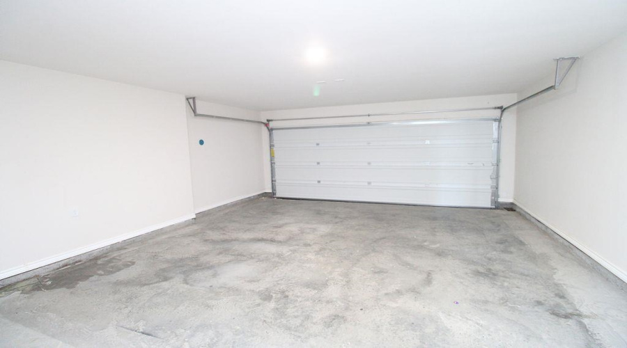 3712 Jaime Martin, Laredo, Texas 78046, 4 Bedrooms Bedrooms, 8 Rooms Rooms,2 BathroomsBathrooms,Residential,For Sale,3712 Jaime Martin,20252738