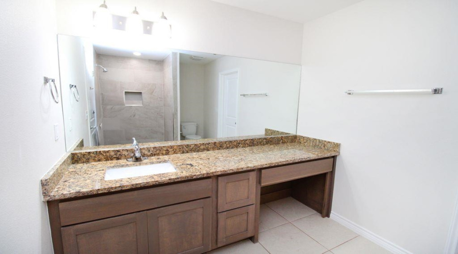 3712 Jaime Martin, Laredo, Texas 78046, 4 Bedrooms Bedrooms, 8 Rooms Rooms,2 BathroomsBathrooms,Residential,For Sale,3712 Jaime Martin,20252738