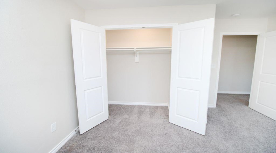 3712 Jaime Martin, Laredo, Texas 78046, 4 Bedrooms Bedrooms, 8 Rooms Rooms,2 BathroomsBathrooms,Residential,For Sale,3712 Jaime Martin,20252738