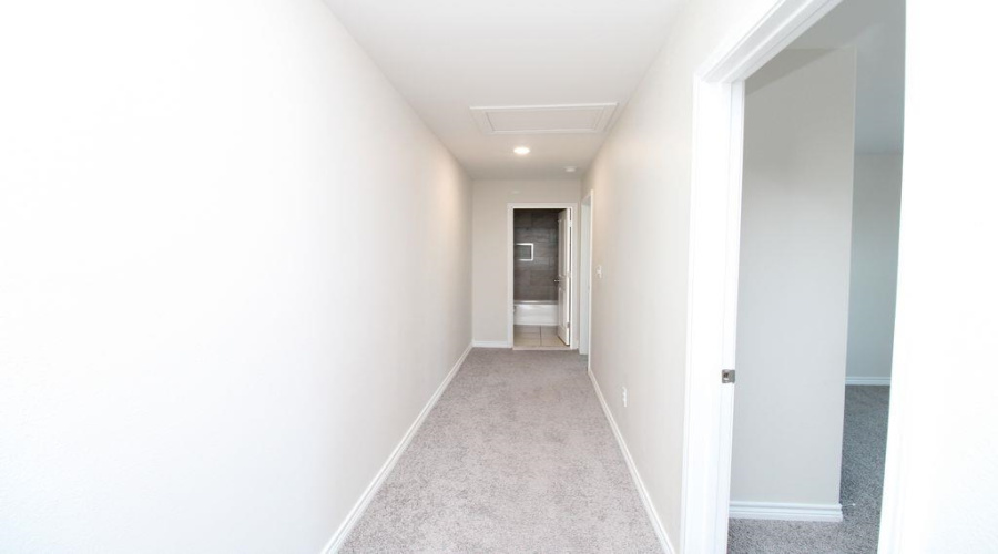 3712 Jaime Martin, Laredo, Texas 78046, 4 Bedrooms Bedrooms, 8 Rooms Rooms,2 BathroomsBathrooms,Residential,For Sale,3712 Jaime Martin,20252738