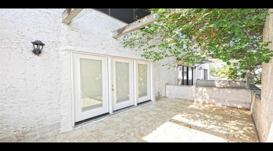 100 Village Blvd, Laredo, Texas 78041, 2 Bedrooms Bedrooms, 4 Rooms Rooms,2 BathroomsBathrooms,Residential,For Rent,100 Village Blvd,20253143