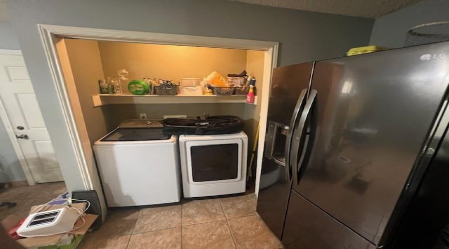 1050 Trent Dr, LAREDO, Texas 78046-5555, 3 Bedrooms Bedrooms, 6 Rooms Rooms,2 BathroomsBathrooms,Residential,For Sale,1050 Trent Dr,20253144