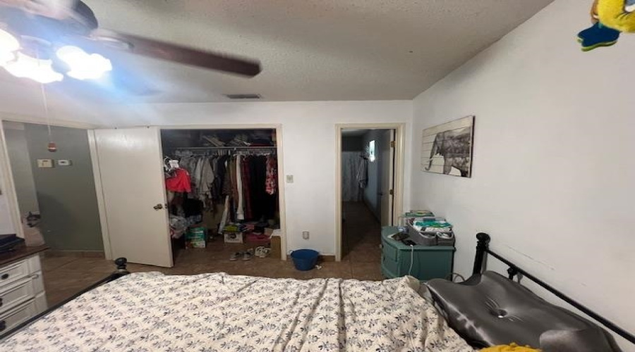 1050 Trent Dr, LAREDO, Texas 78046-5555, 3 Bedrooms Bedrooms, 6 Rooms Rooms,2 BathroomsBathrooms,Residential,For Sale,1050 Trent Dr,20253144