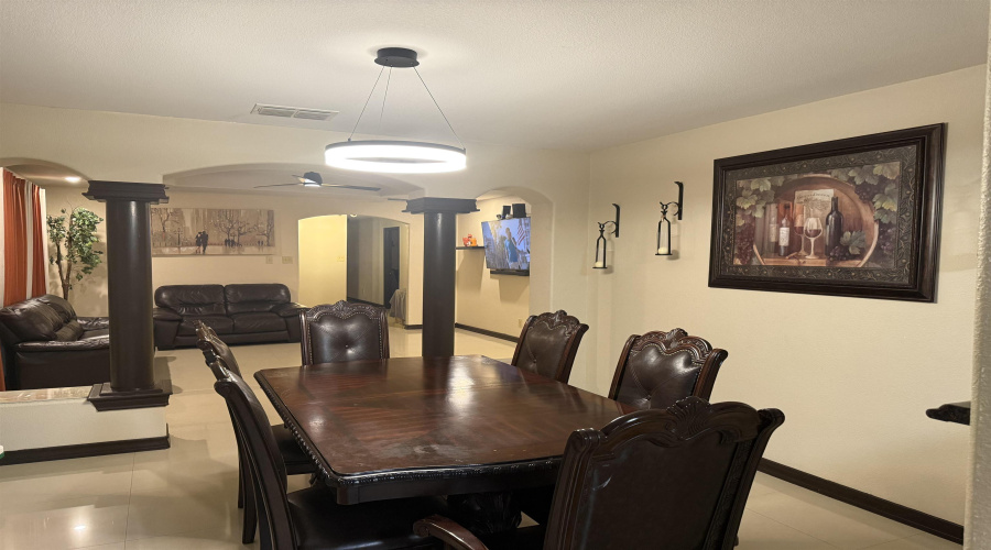 3519 Aguanieve Dr., Laredo, Texas 78046-8863, 4 Bedrooms Bedrooms, 7 Rooms Rooms,2 BathroomsBathrooms,Residential,For Sale,3519 Aguanieve Dr.,20253145