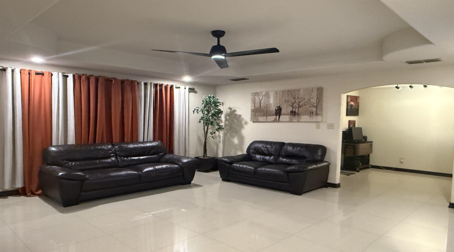 3519 Aguanieve Dr., Laredo, Texas 78046-8863, 4 Bedrooms Bedrooms, 7 Rooms Rooms,2 BathroomsBathrooms,Residential,For Sale,3519 Aguanieve Dr.,20253145