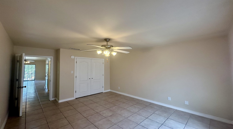 9802 Cantera Ct, Laredo, Texas 78045, 2 Bedrooms Bedrooms, 4 Rooms Rooms,2 BathroomsBathrooms,Residential,For Sale,9802 Cantera Ct,20253148