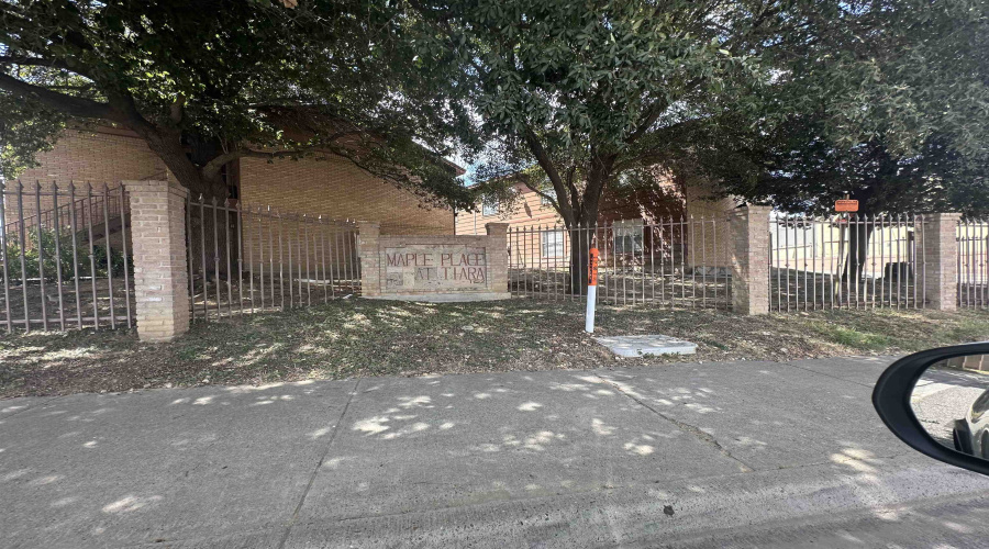 9802 Cantera Ct, Laredo, Texas 78045, 2 Bedrooms Bedrooms, 4 Rooms Rooms,2 BathroomsBathrooms,Residential,For Sale,9802 Cantera Ct,20253148