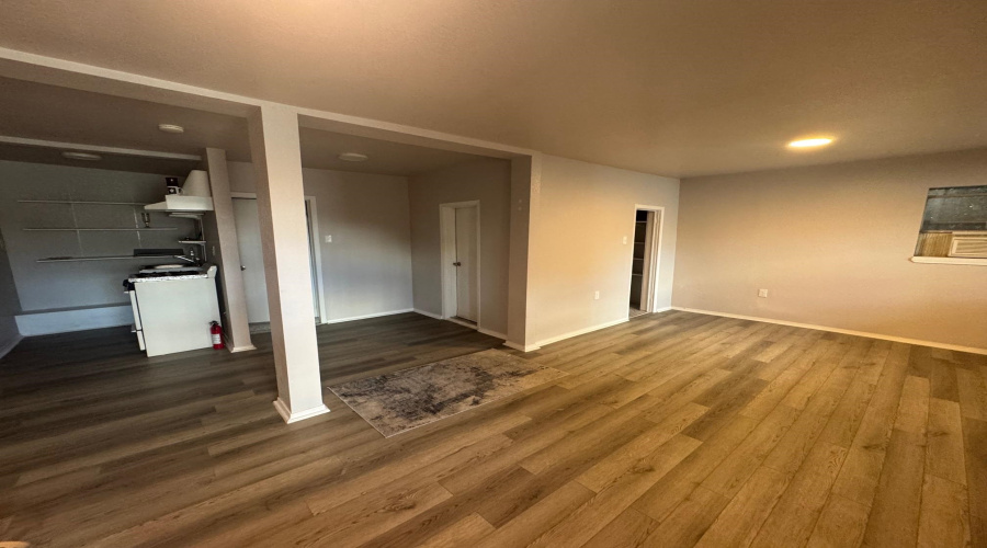 520 Hidalgo St, Laredo, Texas 78040, 1 Bedroom Bedrooms, 1 Room Rooms,1 BathroomBathrooms,Residential,For Rent,520 Hidalgo St,20252757