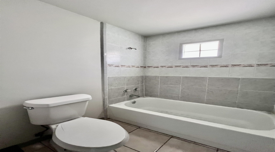 507 Shiloh Dr, Laredo, Texas 78045, 2 Bedrooms Bedrooms, 4 Rooms Rooms,1 BathroomBathrooms,Residential,For Rent,507 Shiloh Dr,20252761