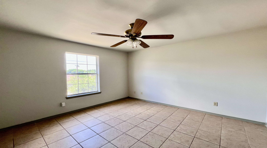 507 Shiloh Dr, Laredo, Texas 78045, 2 Bedrooms Bedrooms, 4 Rooms Rooms,1 BathroomBathrooms,Residential,For Rent,507 Shiloh Dr,20252761