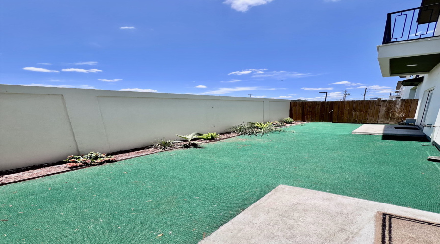 9653 McPherson Rd, Laredo, Texas 78045, 3 Bedrooms Bedrooms, 7 Rooms Rooms,2 BathroomsBathrooms,Residential,For Rent,9653 McPherson Rd,20252780