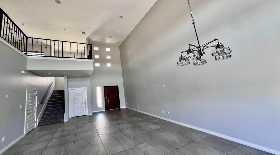9653 McPherson Rd, Laredo, Texas 78045, 3 Bedrooms Bedrooms, 7 Rooms Rooms,2 BathroomsBathrooms,Residential,For Rent,9653 McPherson Rd,20252780