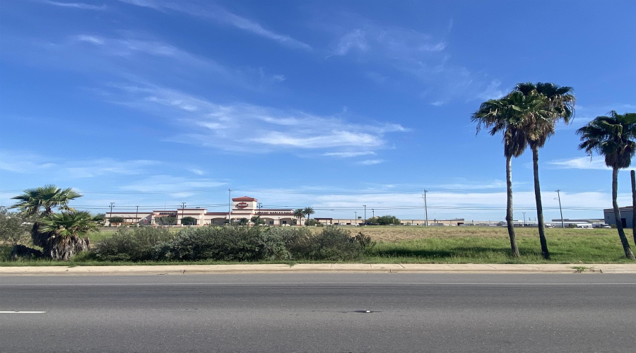519 Crossroads St, LAREDO, Texas 78045, ,Land,For Sale,519 Crossroads St,20252842