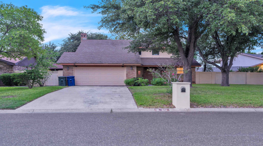 901 Eden Ln, LAREDO, Texas 78045, 3 Bedrooms Bedrooms, 7 Rooms Rooms,2 BathroomsBathrooms,Residential,For Rent,901 Eden Ln,20252800
