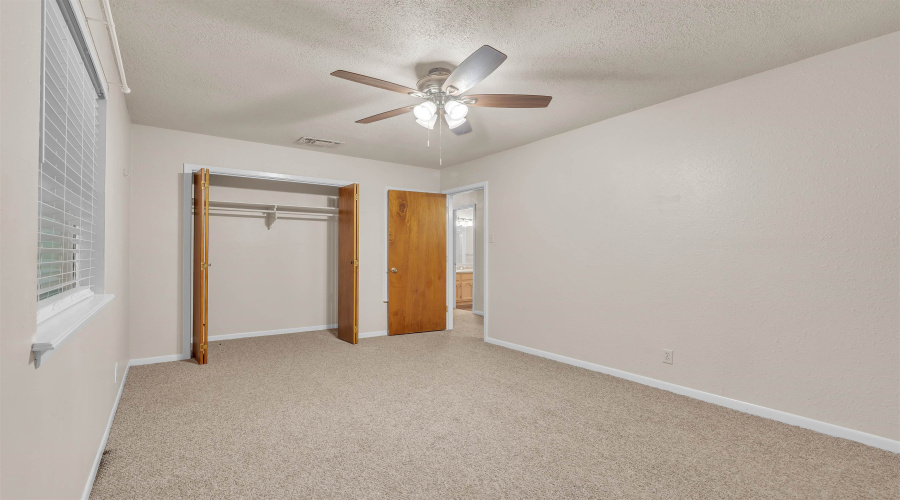 901 Eden Ln, LAREDO, Texas 78045, 3 Bedrooms Bedrooms, 7 Rooms Rooms,2 BathroomsBathrooms,Residential,For Rent,901 Eden Ln,20252800