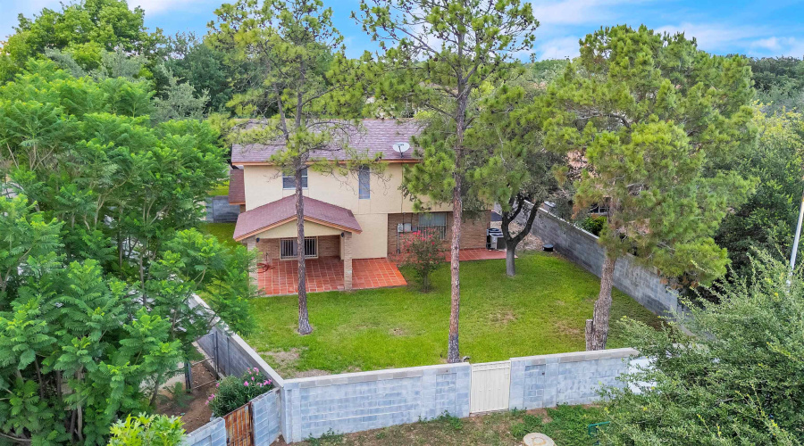 901 Eden Ln, LAREDO, Texas 78045, 3 Bedrooms Bedrooms, 7 Rooms Rooms,2 BathroomsBathrooms,Residential,For Rent,901 Eden Ln,20252800