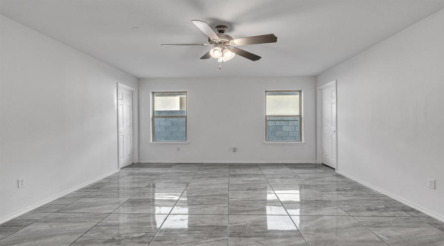 3612 Octavia Dr., Laredo, Texas 78046, 3 Bedrooms Bedrooms, 5 Rooms Rooms,2 BathroomsBathrooms,Residential,For Sale,3612 Octavia Dr.,20252801