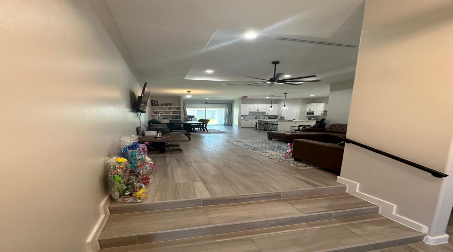 2509 Lucia Ct, Laredo, Texas 78041, 4 Bedrooms Bedrooms, 6 Rooms Rooms,3 BathroomsBathrooms,Residential,For Sale,2509 Lucia Ct,20252808