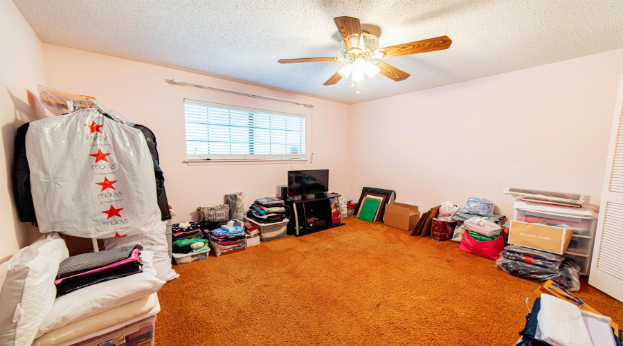 173 Arizona Lp, Laredo, Texas 78041, 4 Bedrooms Bedrooms, 8 Rooms Rooms,2 BathroomsBathrooms,Residential,For Sale,173 Arizona Lp,20252818