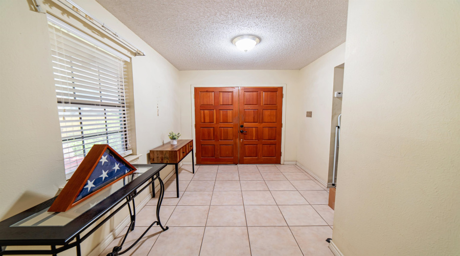 173 Arizona Lp, Laredo, Texas 78041, 4 Bedrooms Bedrooms, 8 Rooms Rooms,2 BathroomsBathrooms,Residential,For Sale,173 Arizona Lp,20252818