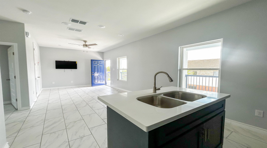 615 E Lane St, Laredo, Texas 78040, 2 Bedrooms Bedrooms, 3 Rooms Rooms,1 BathroomBathrooms,Residential,For Rent,615 E Lane St,20252830