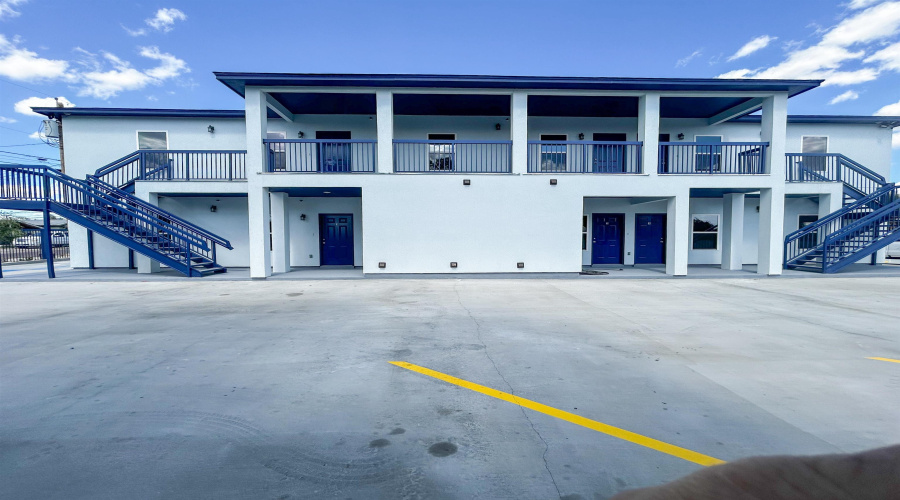 615 E Lane St, Laredo, Texas 78040, 2 Bedrooms Bedrooms, 3 Rooms Rooms,1 BathroomBathrooms,Residential,For Rent,615 E Lane St,20252830