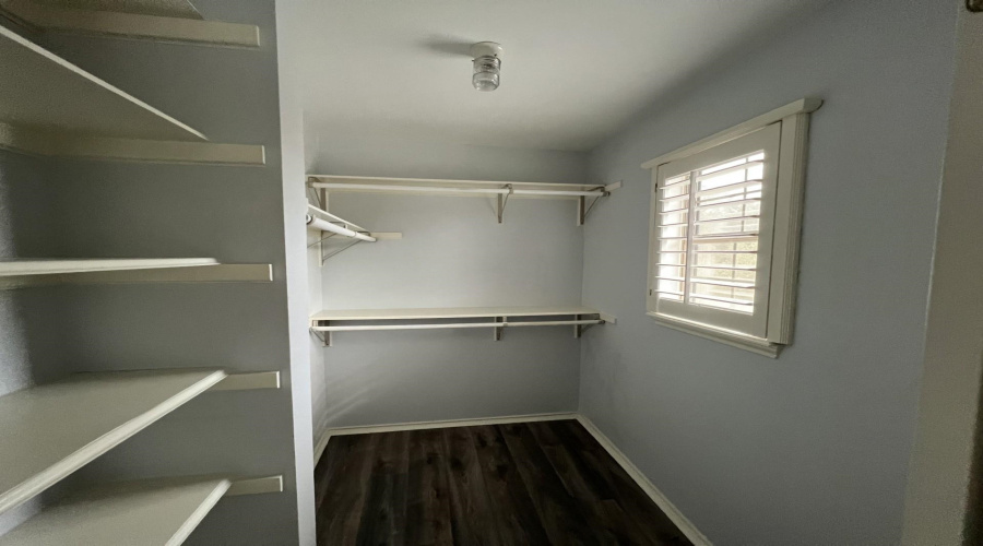 510 Shiloh Dr, Laredo, Texas 78045, 3 Bedrooms Bedrooms, 6 Rooms Rooms,2 BathroomsBathrooms,Residential,For Rent,510 Shiloh Dr,20252862