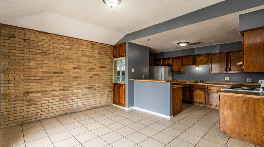 412 Gale St, LAREDO, Texas 78041, 2 Bedrooms Bedrooms, 4 Rooms Rooms,1 BathroomBathrooms,Residential,For Rent,412 Gale St,20252865 412 Gale St, LAREDO, Texas 78041, 2 Bedrooms Bedrooms, 4 Rooms Rooms,1 BathroomBathrooms,Residential,For Rent,412 Gale St,20252865