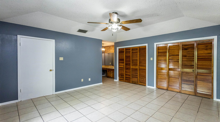 412 Gale St, LAREDO, Texas 78041, 2 Bedrooms Bedrooms, 4 Rooms Rooms,1 BathroomBathrooms,Residential,For Rent,412 Gale St,20252865 412 Gale St, LAREDO, Texas 78041, 2 Bedrooms Bedrooms, 4 Rooms Rooms,1 BathroomBathrooms,Residential,For Rent,412 Gale St,20252865