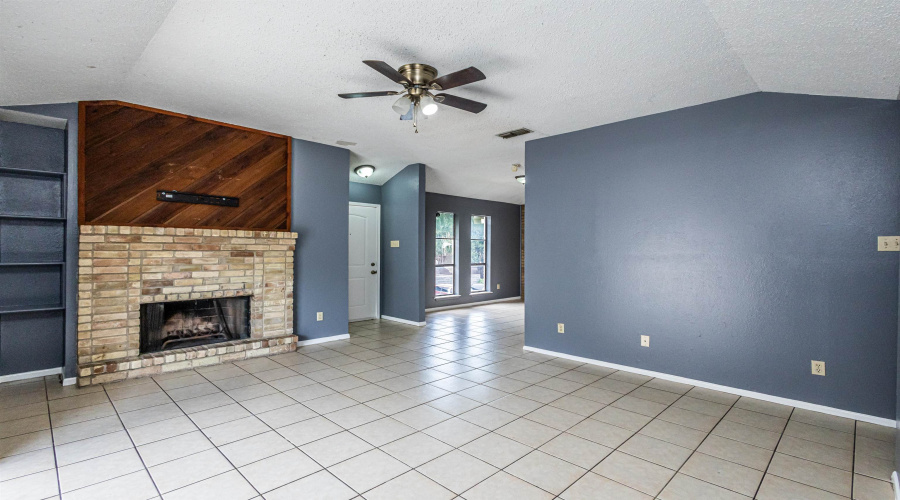 412 Gale St, LAREDO, Texas 78041, 2 Bedrooms Bedrooms, 4 Rooms Rooms,1 BathroomBathrooms,Residential,For Rent,412 Gale St,20252865 412 Gale St, LAREDO, Texas 78041, 2 Bedrooms Bedrooms, 4 Rooms Rooms,1 BathroomBathrooms,Residential,For Rent,412 Gale St,20252865