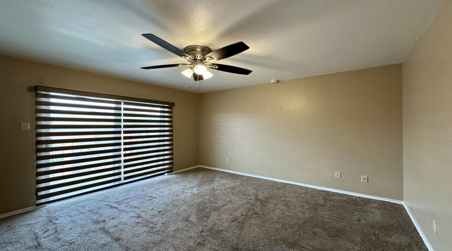 8915 McPherson Rd, Laredo, Texas 78041, 2 Bedrooms Bedrooms, 2 Rooms Rooms,2 BathroomsBathrooms,Residential,For Rent,8915 McPherson Rd,20252867