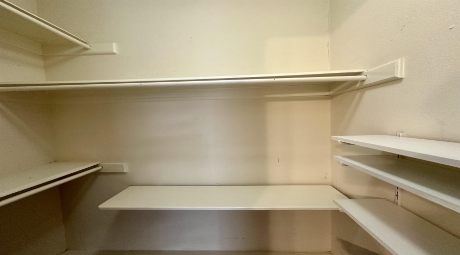 8915 McPherson Rd, Laredo, Texas 78041, 2 Bedrooms Bedrooms, 2 Rooms Rooms,2 BathroomsBathrooms,Residential,For Rent,8915 McPherson Rd,20252867