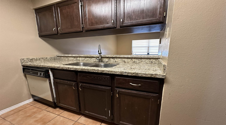 8915 McPherson Rd, Laredo, Texas 78041, 2 Bedrooms Bedrooms, 2 Rooms Rooms,2 BathroomsBathrooms,Residential,For Rent,8915 McPherson Rd,20252867