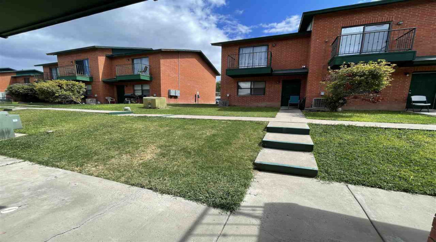8915 McPherson Rd, laredo, Texas 78045, 2 Bedrooms Bedrooms, 4 Rooms Rooms,2 BathroomsBathrooms,Residential,For Rent,8915 McPherson Rd,20252878