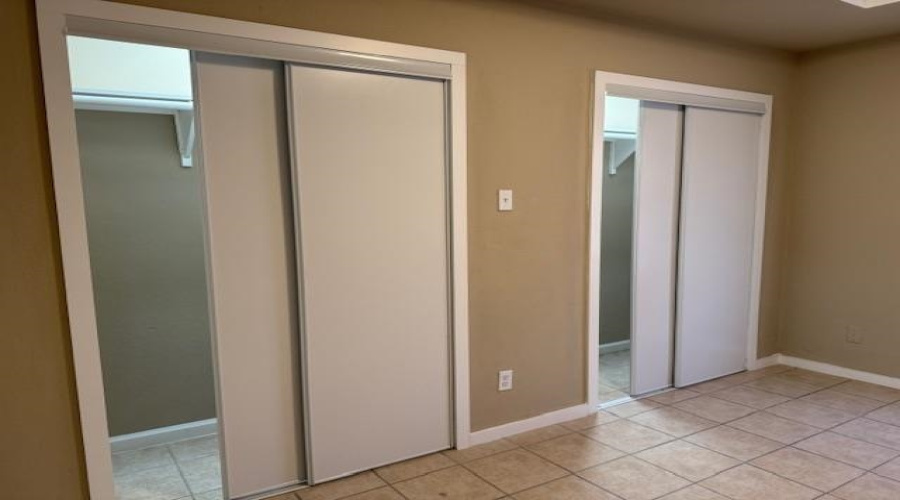 3204 Cortez St, Laredo TX, Texas 78040, 2 Bedrooms Bedrooms, 5 Rooms Rooms,2 BathroomsBathrooms,Residential,For Sale,3204 Cortez St,20252906