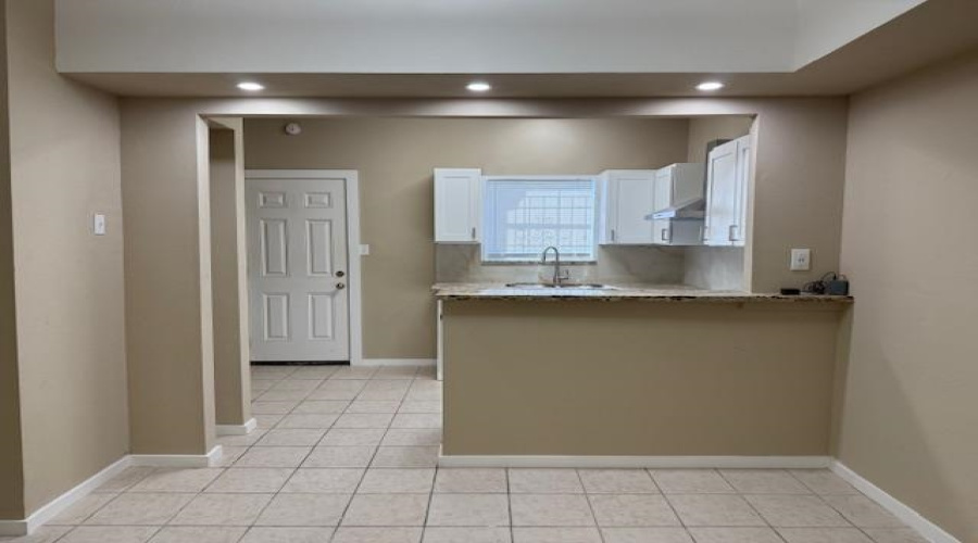 3204 Cortez St, Laredo TX, Texas 78040, 2 Bedrooms Bedrooms, 5 Rooms Rooms,2 BathroomsBathrooms,Residential,For Sale,3204 Cortez St,20252906