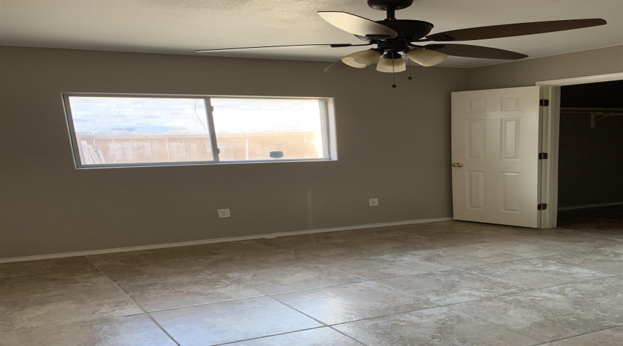 516 Valdosa Dr, Laredo, Texas 78043, 3 Bedrooms Bedrooms, 5 Rooms Rooms,2 BathroomsBathrooms,Residential,For Sale,516 Valdosa Dr,20252916