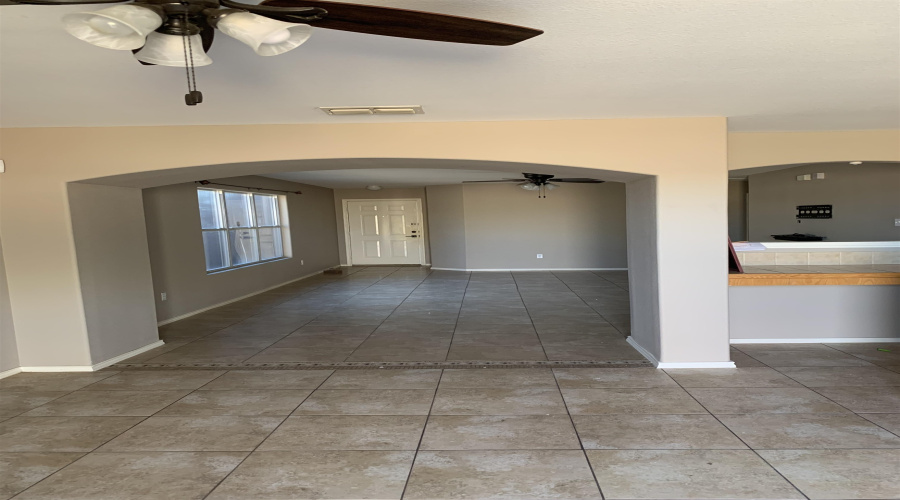 516 Valdosa Dr, Laredo, Texas 78043, 3 Bedrooms Bedrooms, 5 Rooms Rooms,2 BathroomsBathrooms,Residential,For Sale,516 Valdosa Dr,20252916