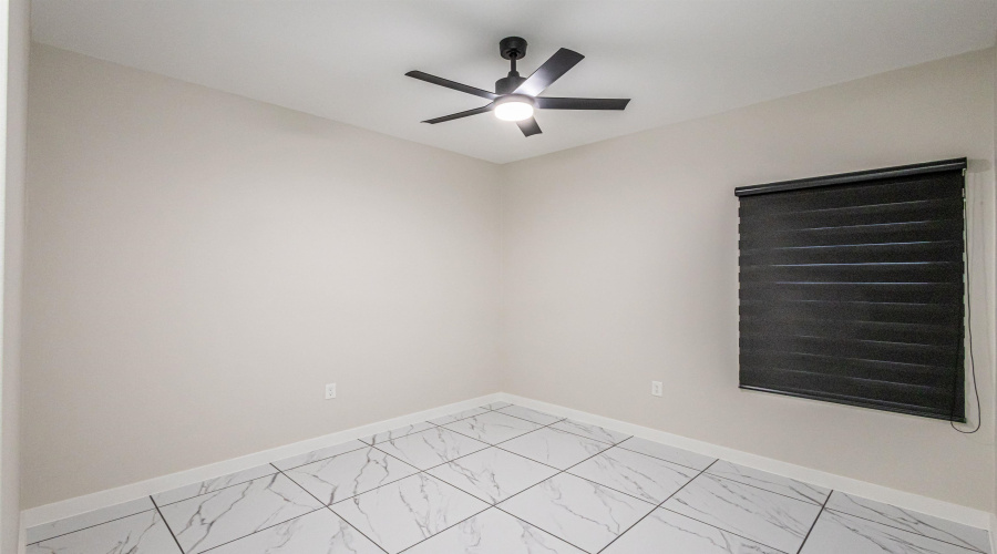 3702 Yoyis St., Laredo, Texas 78046, 3 Bedrooms Bedrooms, 5 Rooms Rooms,2 BathroomsBathrooms,Residential,For Sale,3702 Yoyis St.,20252924