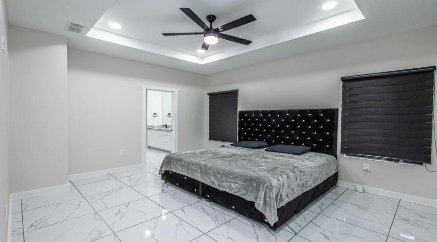 3702 Yoyis St., Laredo, Texas 78046, 3 Bedrooms Bedrooms, 5 Rooms Rooms,2 BathroomsBathrooms,Residential,For Sale,3702 Yoyis St.,20252924