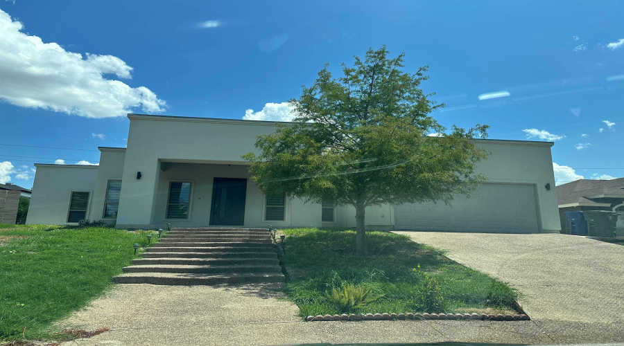9019 Siller Lp, Laredo, Texas 78045, 3 Bedrooms Bedrooms, 7 Rooms Rooms,2 BathroomsBathrooms,Residential,For Rent,9019 Siller Lp,20252946