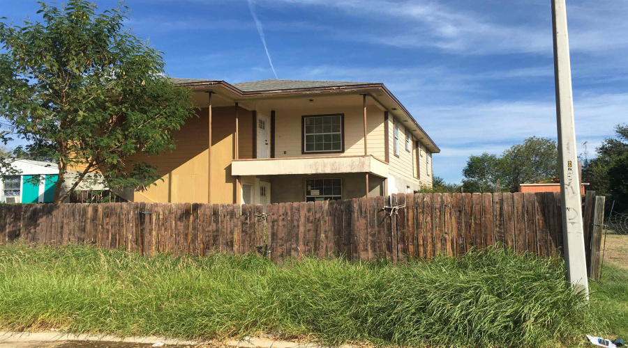 4705 De Simone Ct, Laredo, Texas 78046, 6 Bedrooms Bedrooms, 8 Rooms Rooms,4 BathroomsBathrooms,Residential,For Sale,4705 De Simone Ct,20252954