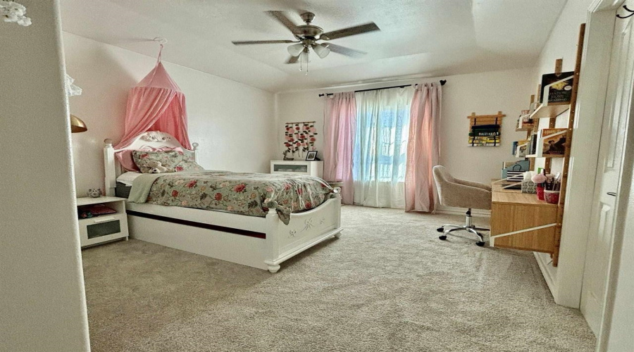 234 Middleston Dr, Laredo, Texas 78045, 4 Bedrooms Bedrooms, 10 Rooms Rooms,3 BathroomsBathrooms,Residential,For Sale,234 Middleston Dr,20252961