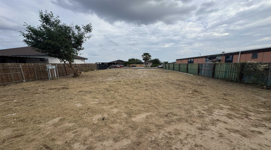 1022 Lope De Vega Dr, LAREDO, Texas 78046, ,Land,For Sale,1022 Lope De Vega Dr,20253077